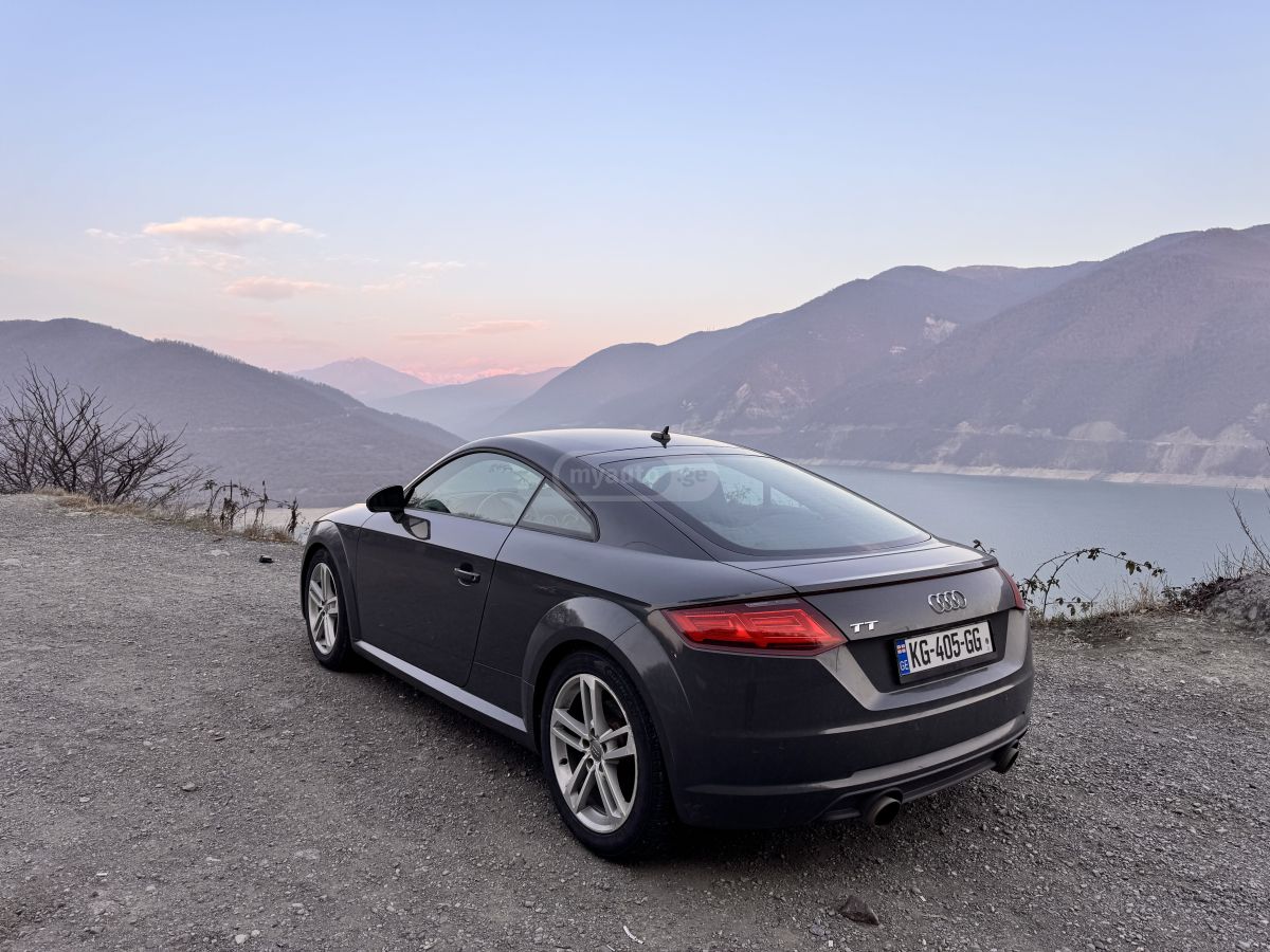 Audi TT 2016 — photo 2