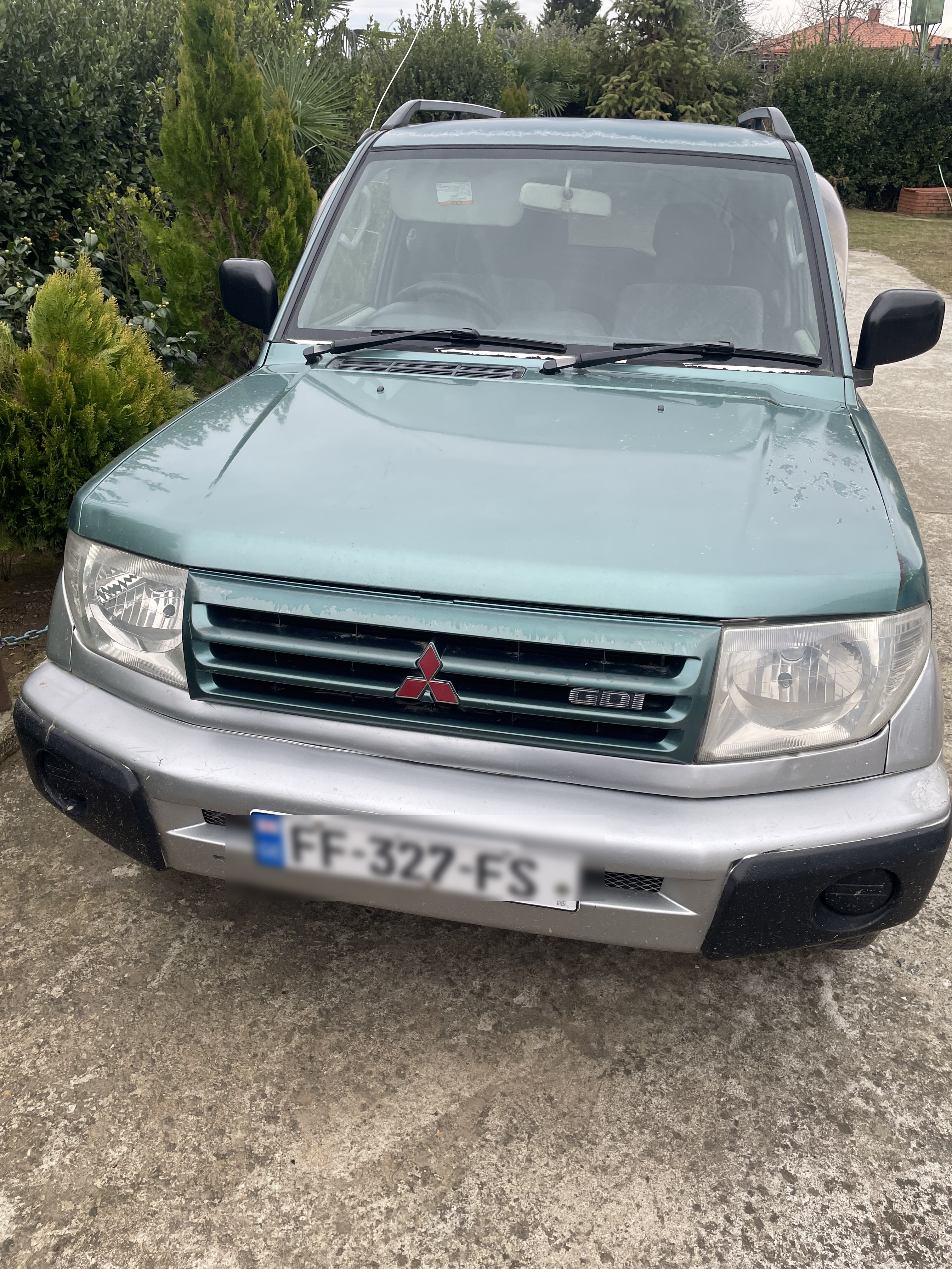 Mitsubishi Pajero IO