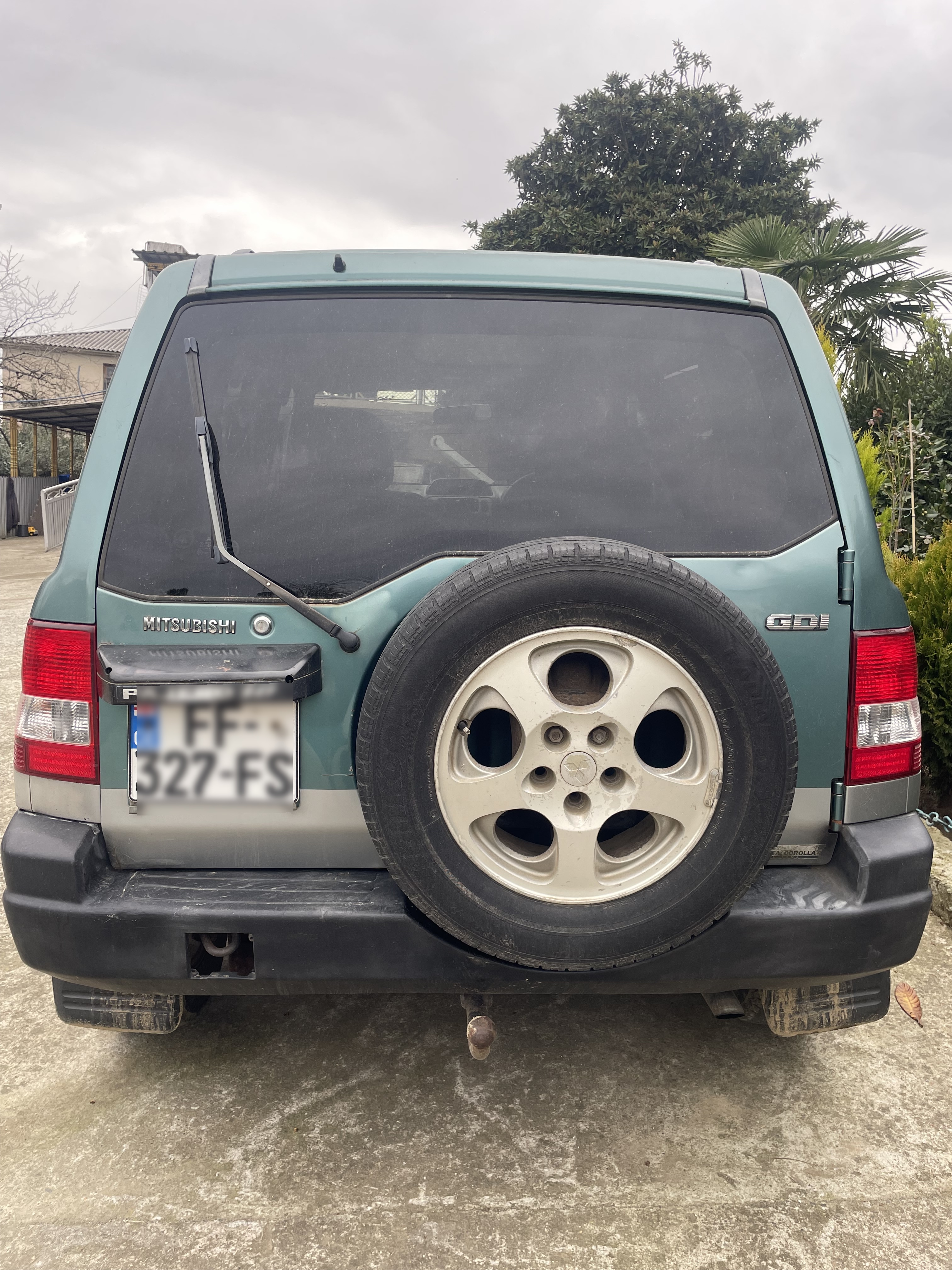Mitsubishi Pajero IO 1998 — photo 2