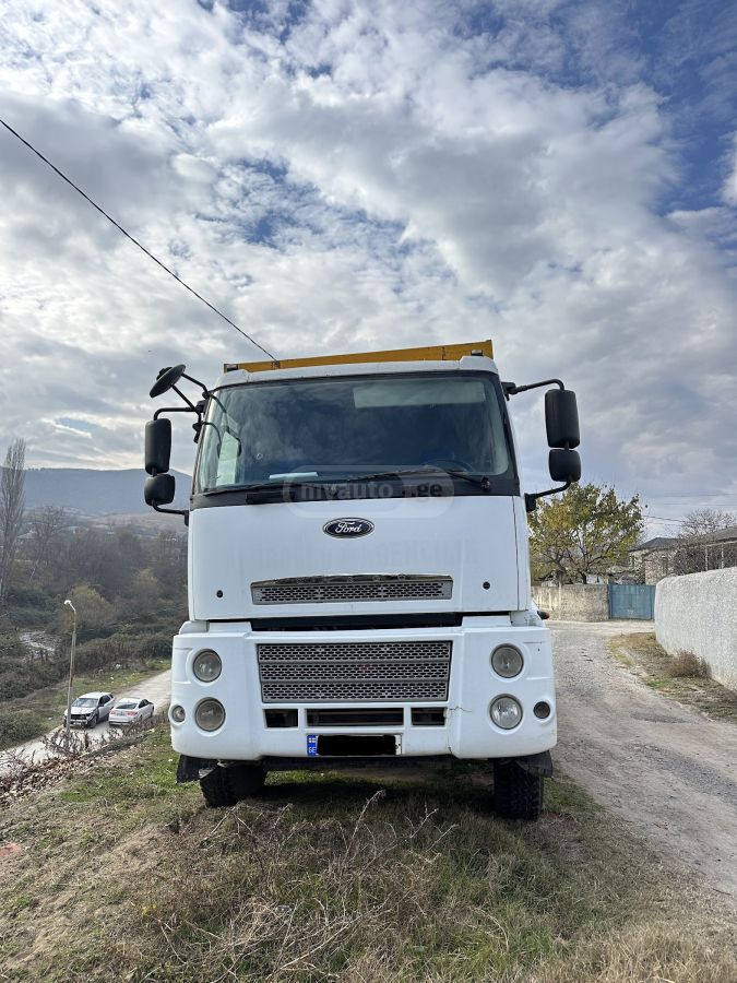 Ford Cargo 2013 — photo 2
