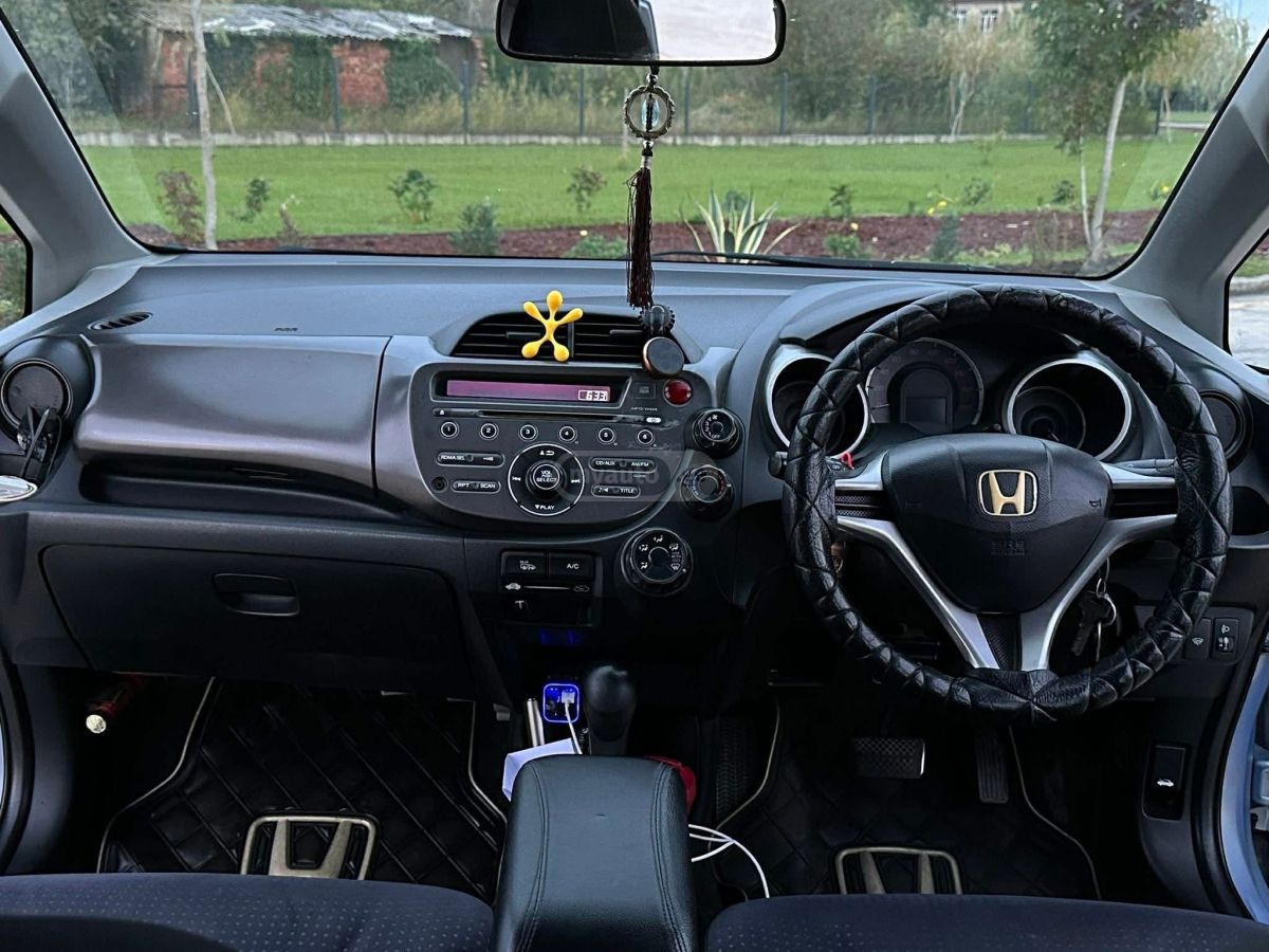 Honda Fit 2008 — photo 2
