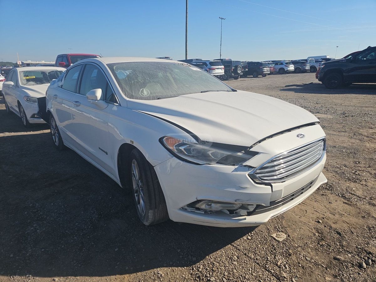 Ford Fusion 2017 — photo 2