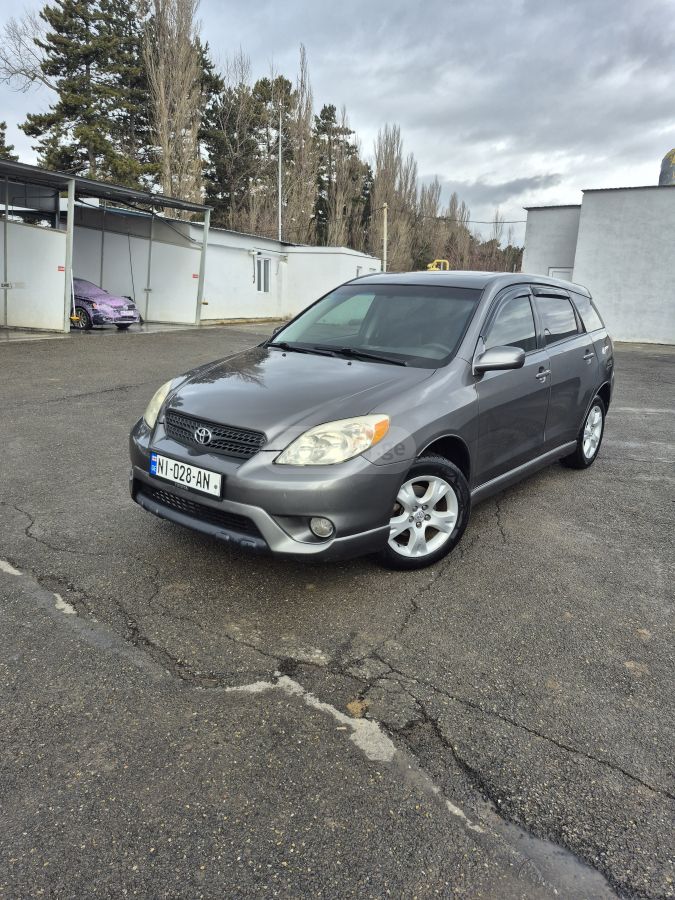 Toyota Matrix 2005 — photo 2