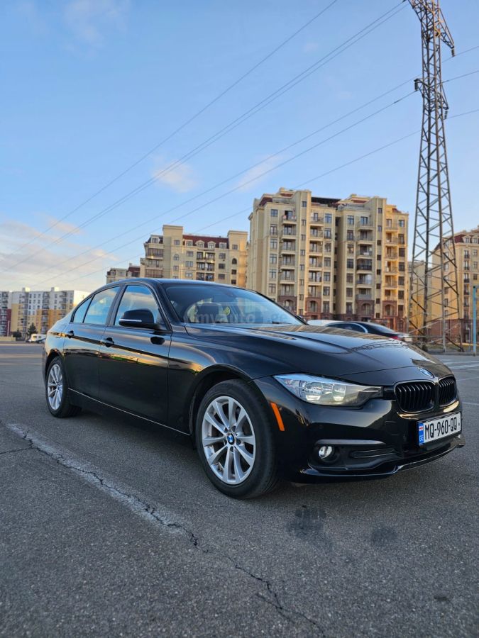 BMW 320 2017 — photo 2