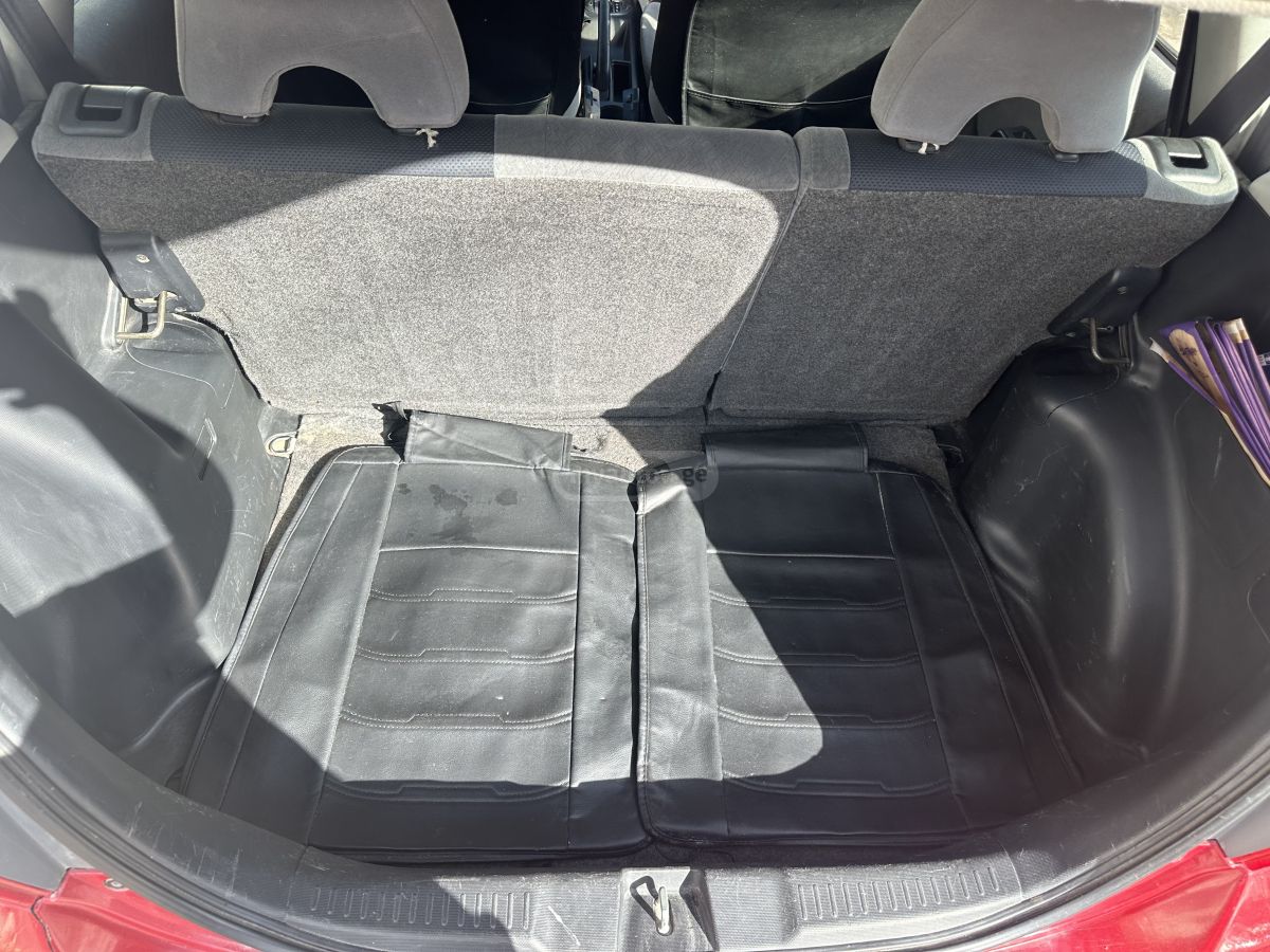 Honda Fit 2002 — photo 2