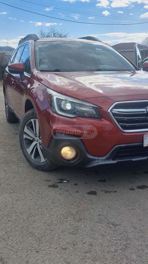 Subaru Outback 2019 — photo 2