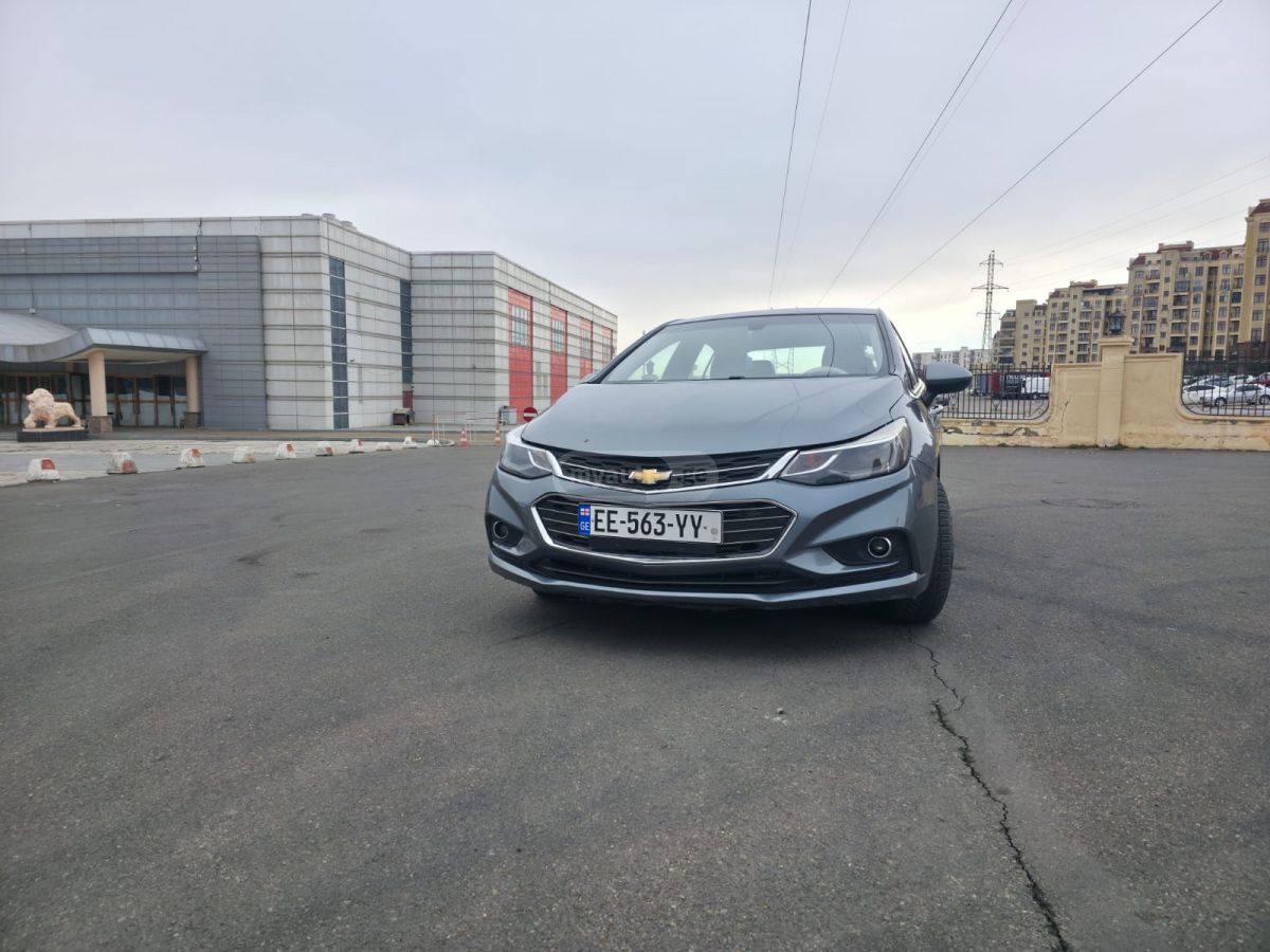 Chevrolet Cruze 2019 — photo 2