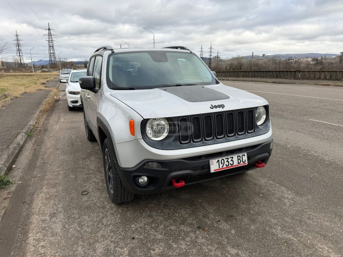 Jeep Renegade 2015 — photo 2