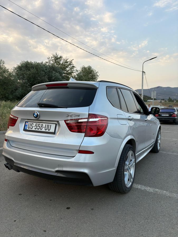 BMW X3 2012 — photo 2