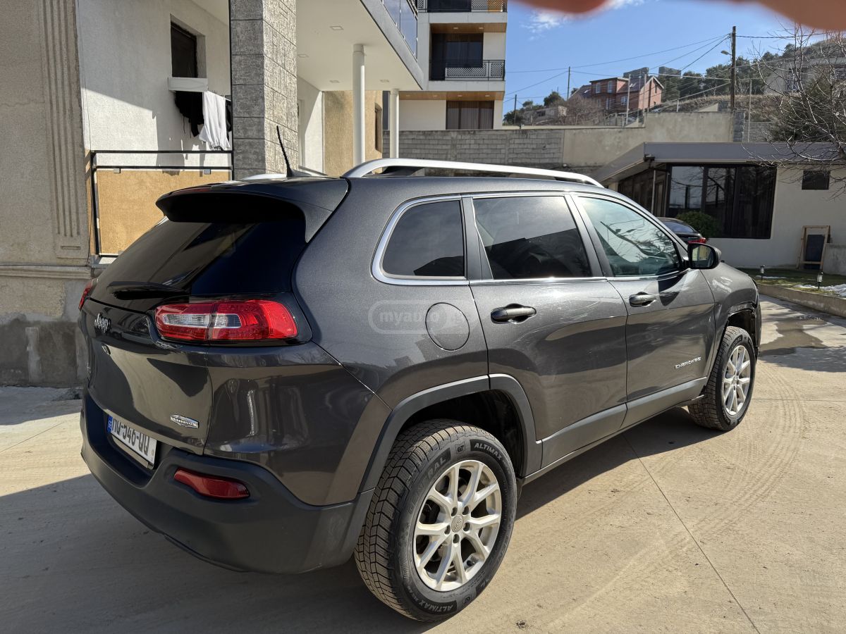Jeep Cherokee 2016 — photo 2