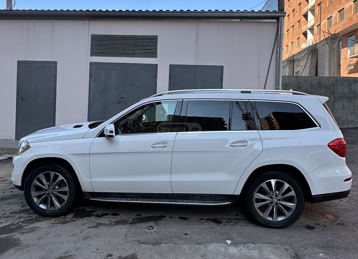 Mercedes-Benz GL 450 2015 — photo 2