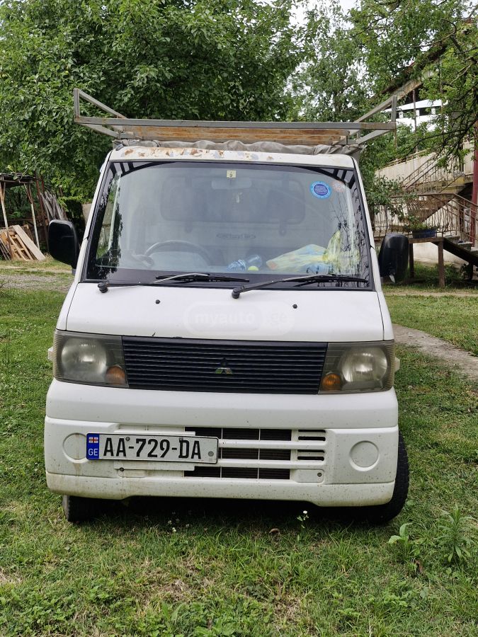 Mitsubishi Minica