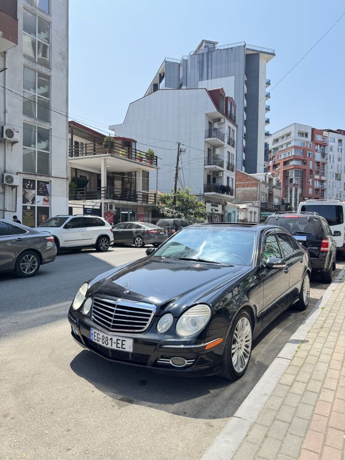 Mercedes-Benz E 350 2006 — photo 2