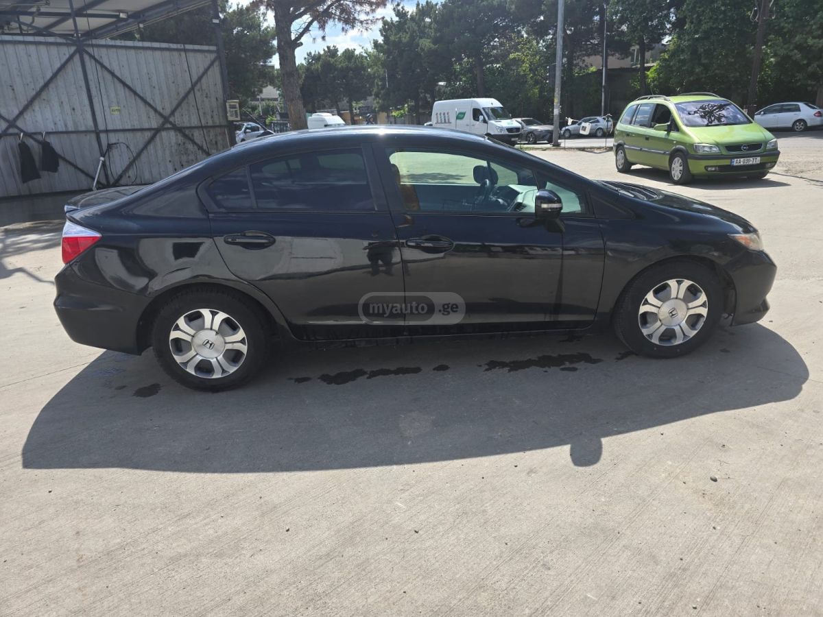 Honda Civic 2012 — photo 2