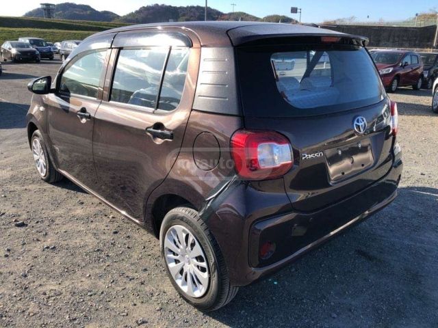 Toyota Passo 2017 — photo 2