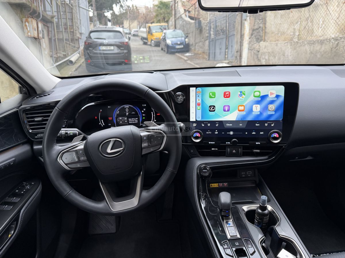 Lexus NX 350 2025 — photo 2