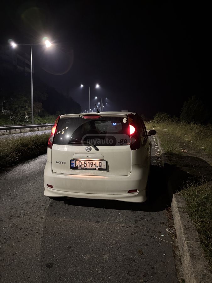 Nissan Note 2007 — photo 2