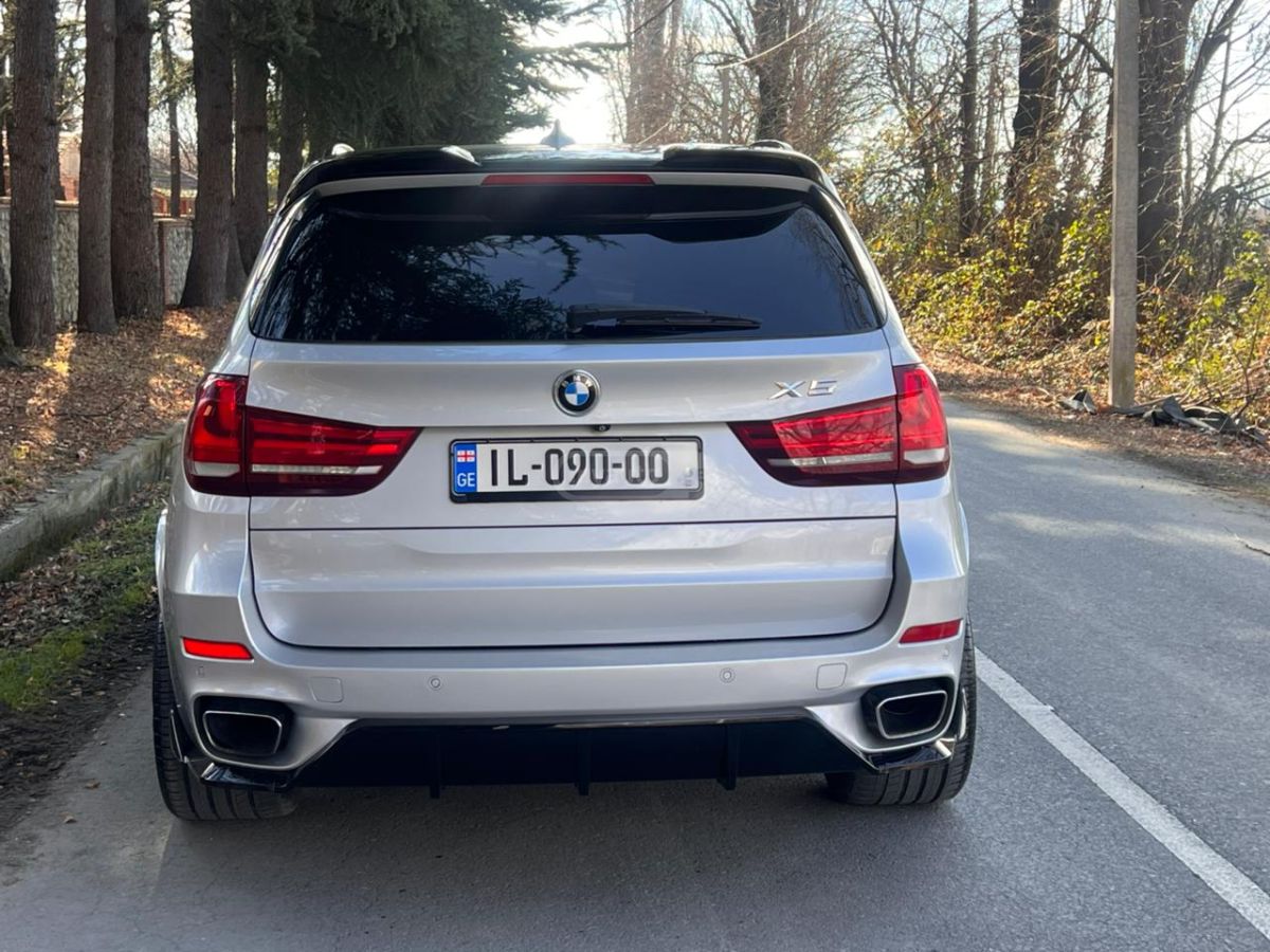 BMW X5 2015 — photo 2