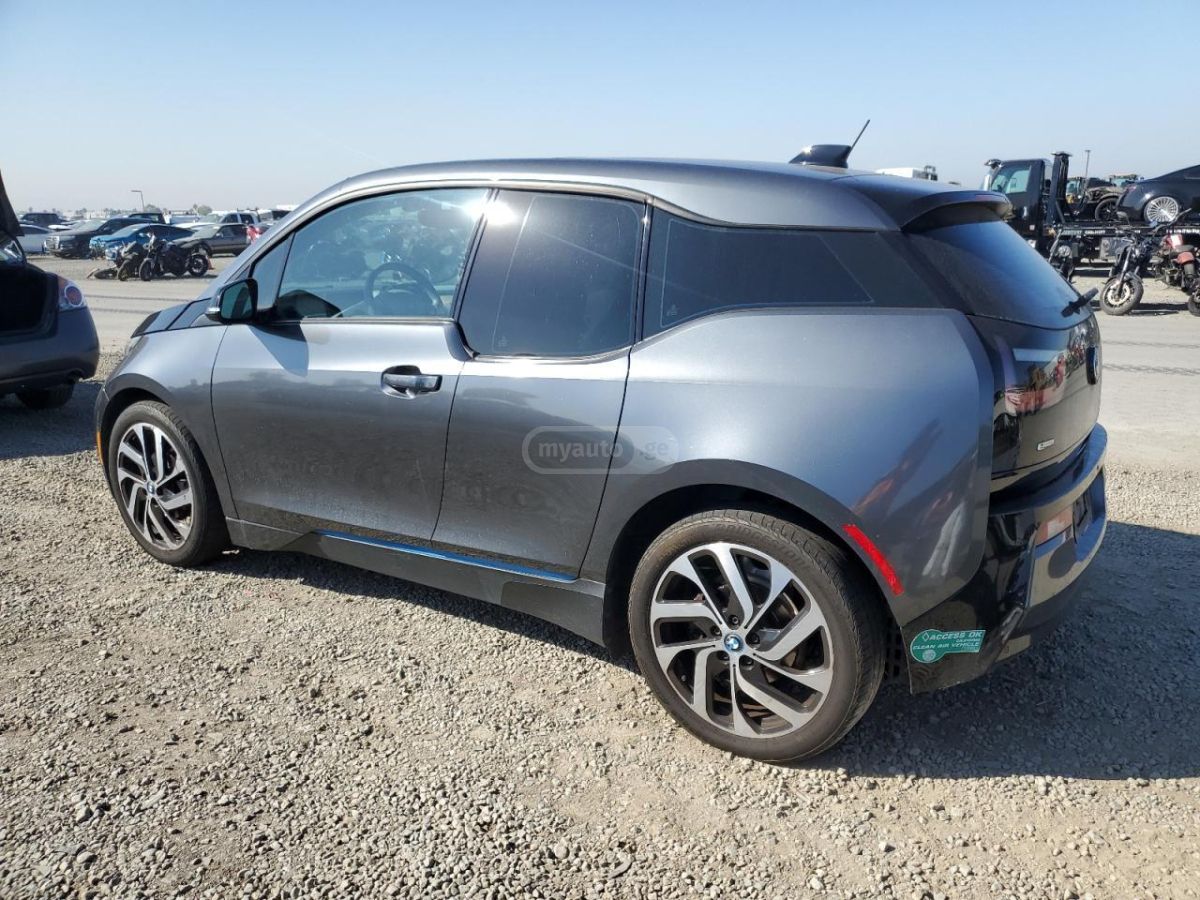 BMW i3 2017 — photo 2