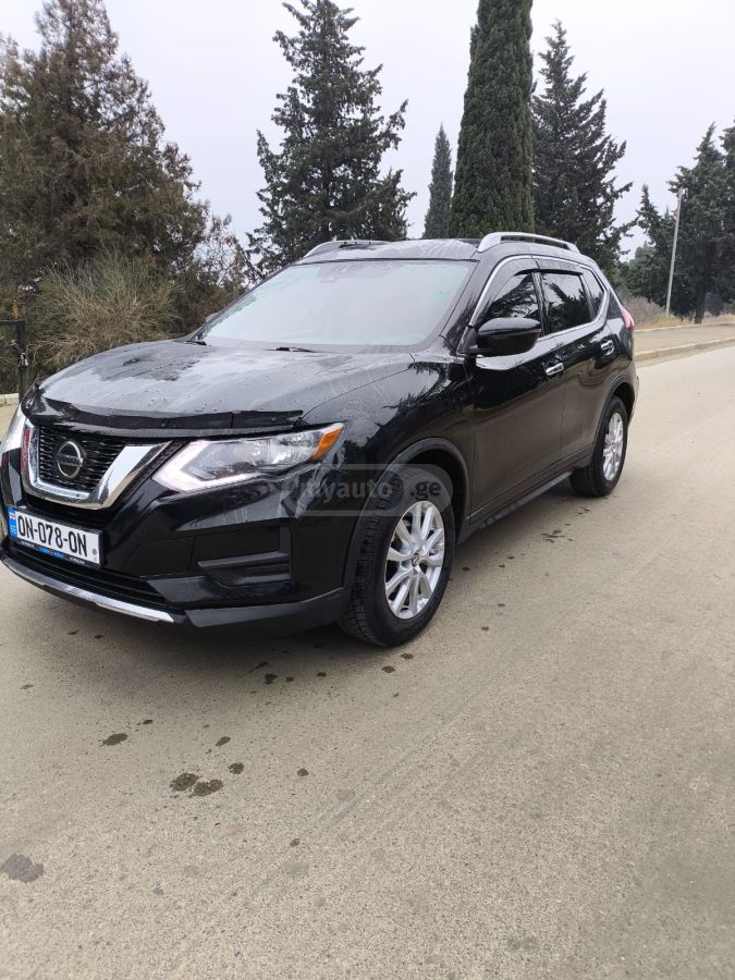 Nissan Rogue 2018 — photo 2