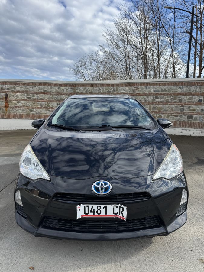 Toyota Prius C