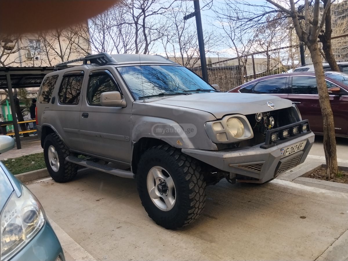 Nissan X-Terra 2002 — photo 2