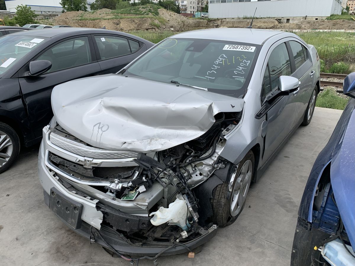 Chevrolet Volt 2013 — photo 2