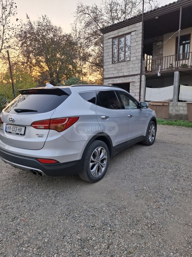 Hyundai Santa Fe 2015 — photo 2