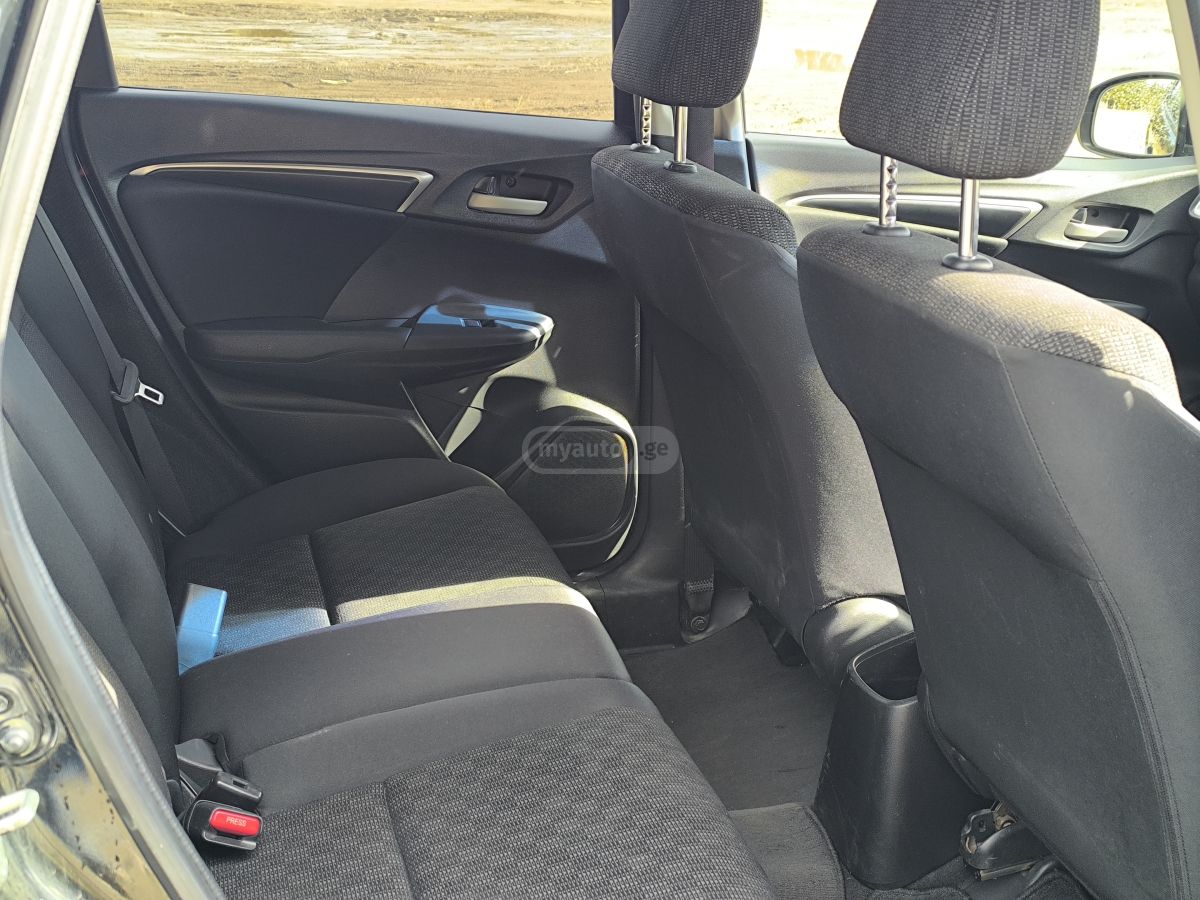 Honda Fit 2013 — photo 2