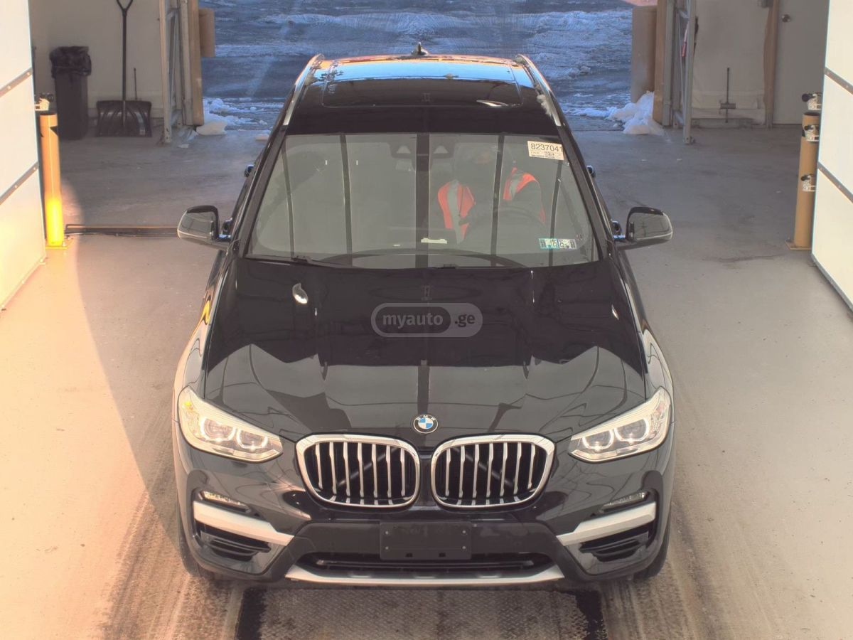 BMW X3 2019 — photo 2