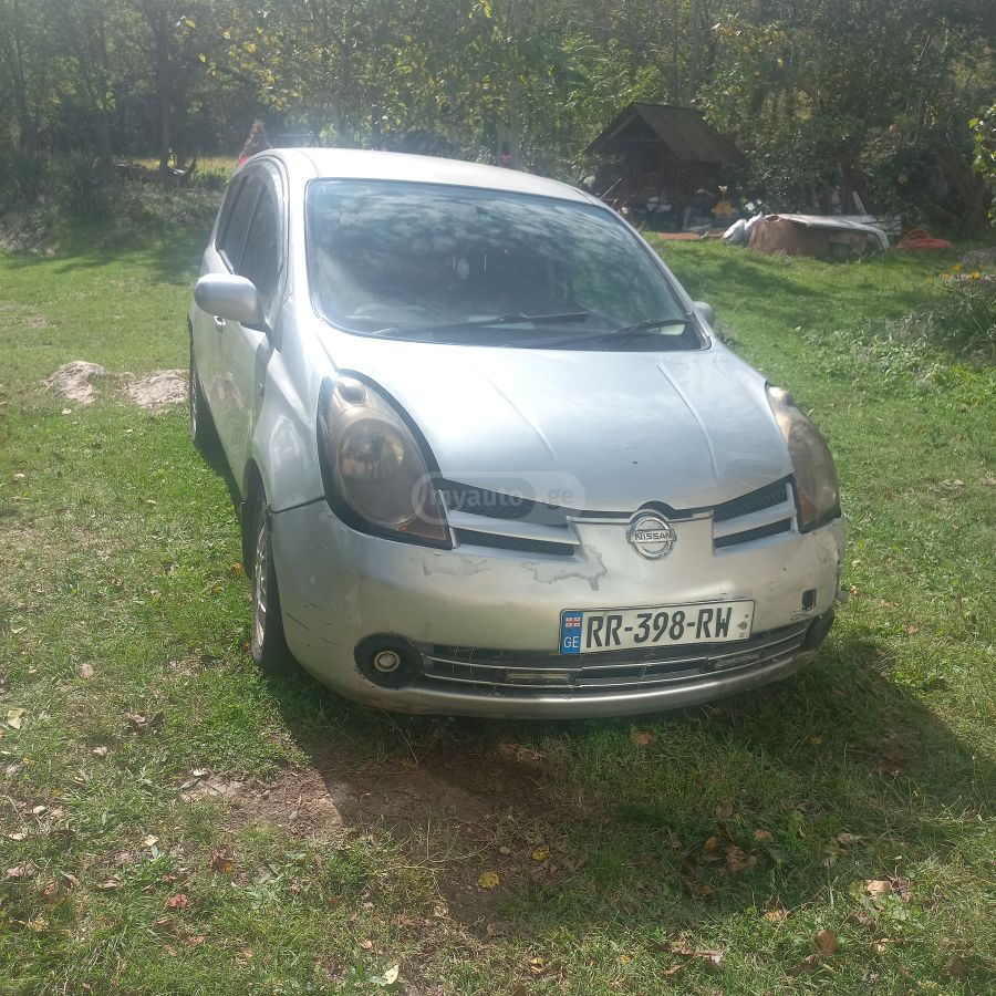 Nissan Note 2005 — photo 2