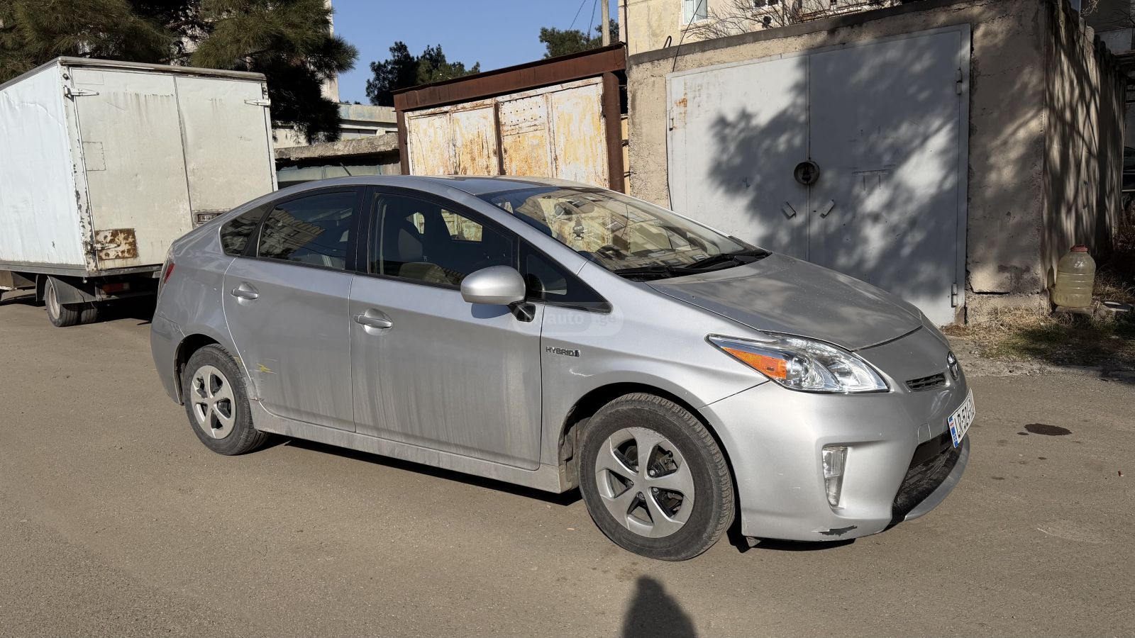Toyota Prius 2013 — photo 2