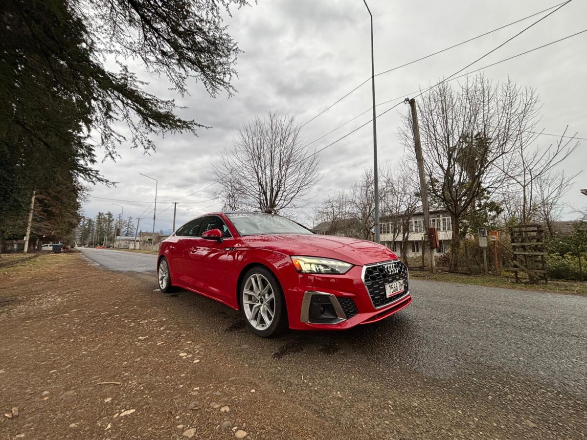 Audi A5 2023 — photo 2