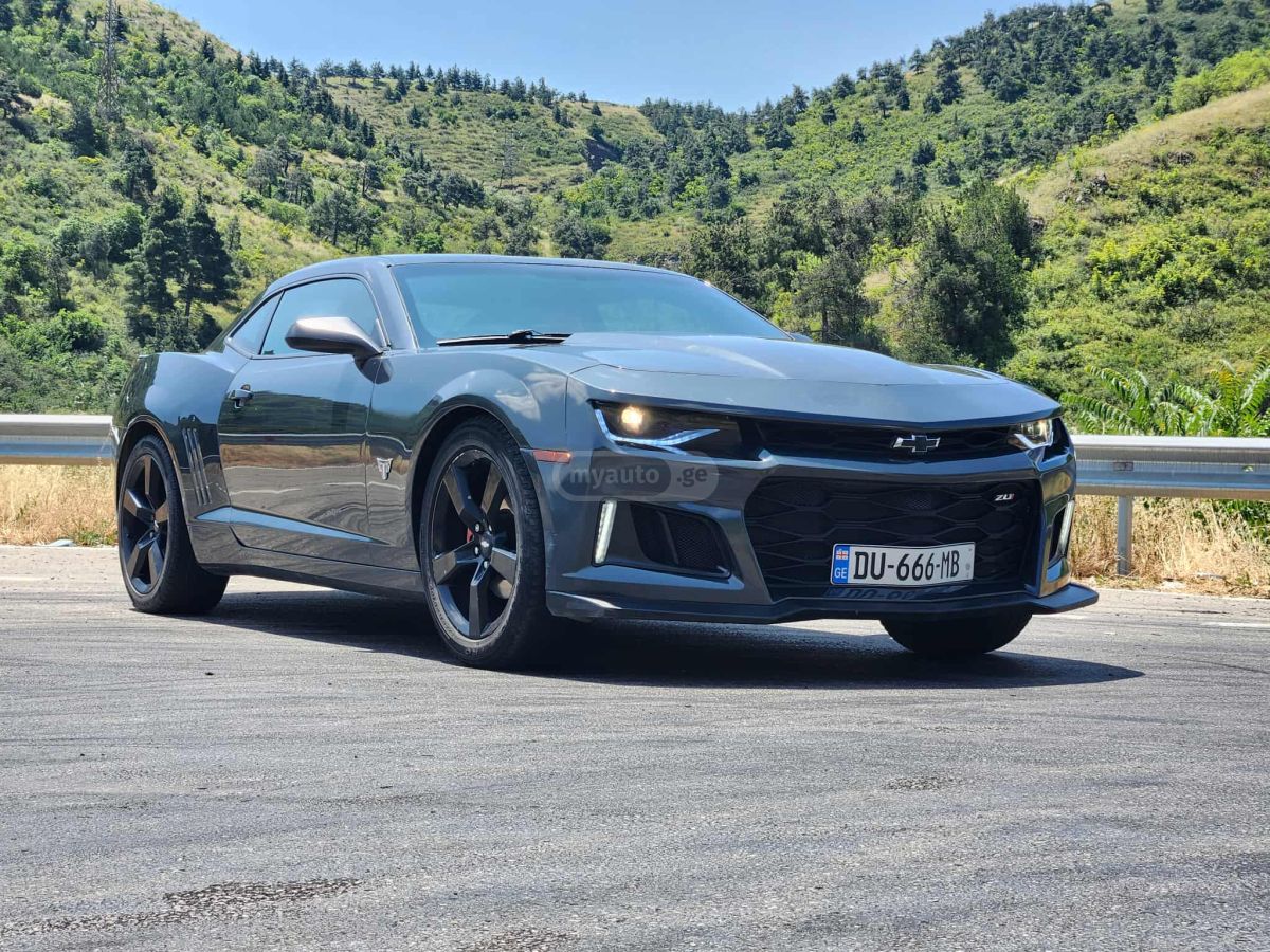 Chevrolet Camaro 2015 — photo 2