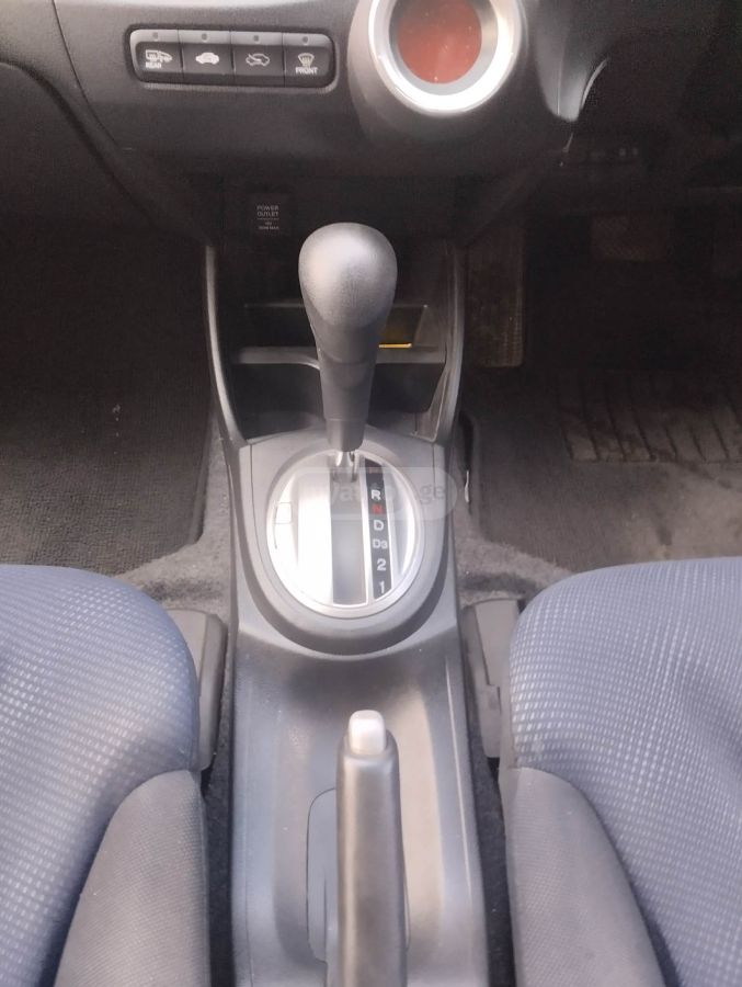 Honda Fit 2011 — photo 2