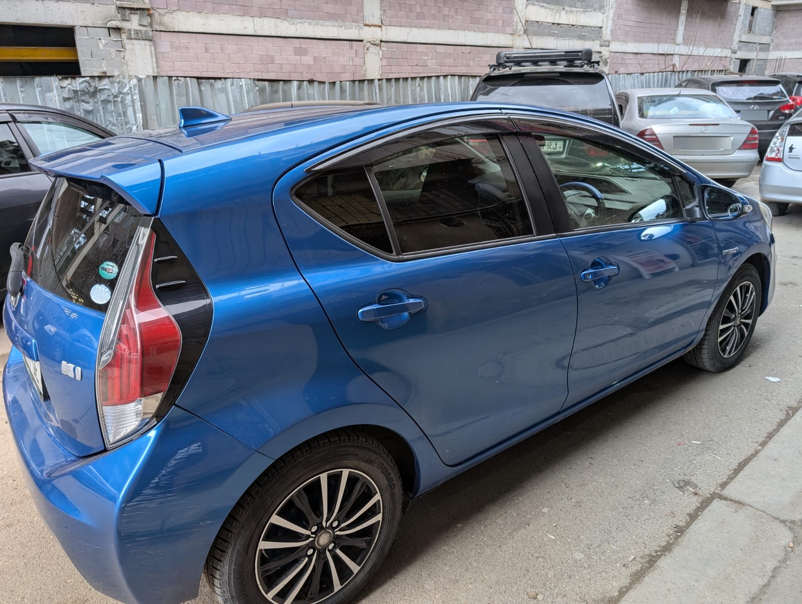 Toyota Aqua 2015 — photo 2