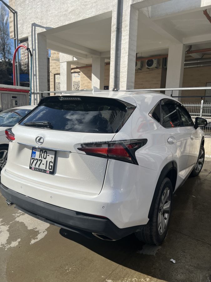 Lexus NX 200