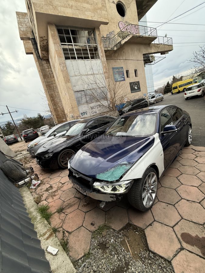 BMW 328 2016 — photo 2