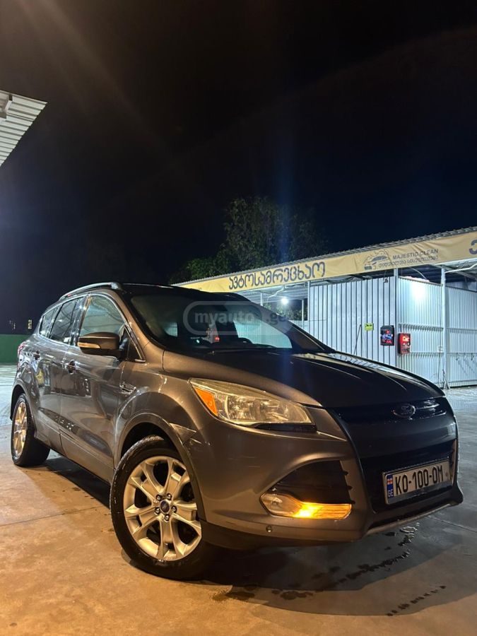 Ford Escape 2013 — photo 2