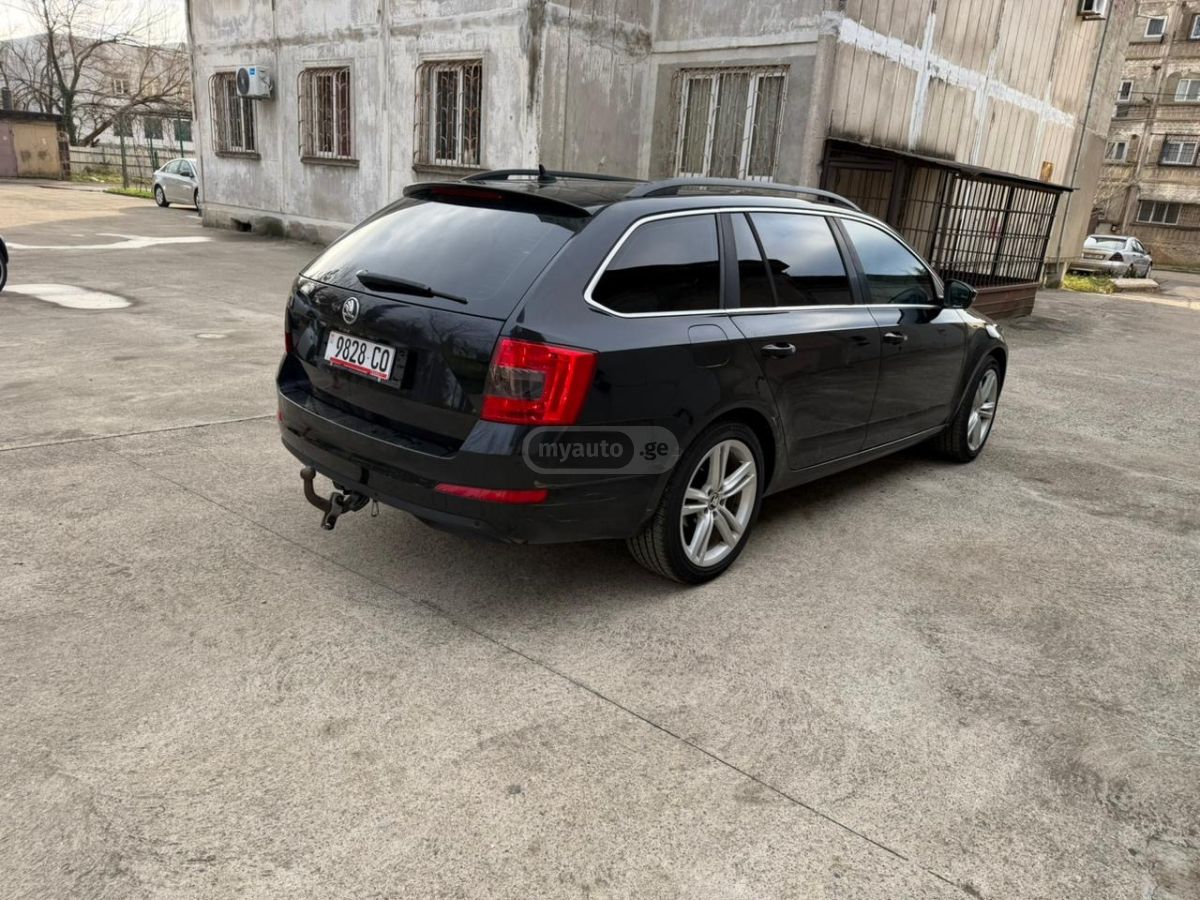 Skoda Octavia 2013 — photo 2
