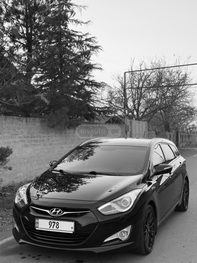 Hyundai i 40 2013 — photo 2