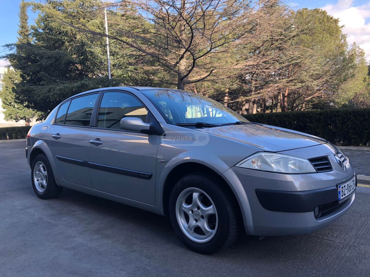 Renault Megane 2005 — photo 2