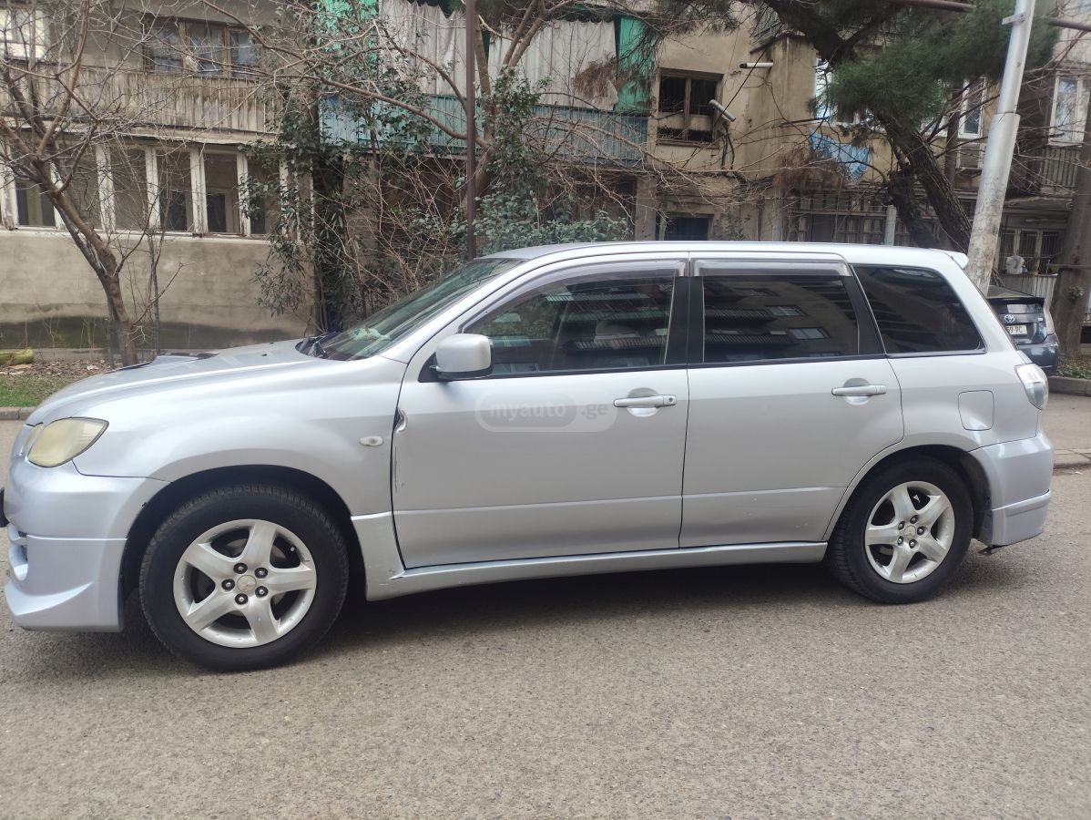 Mitsubishi Airtrek