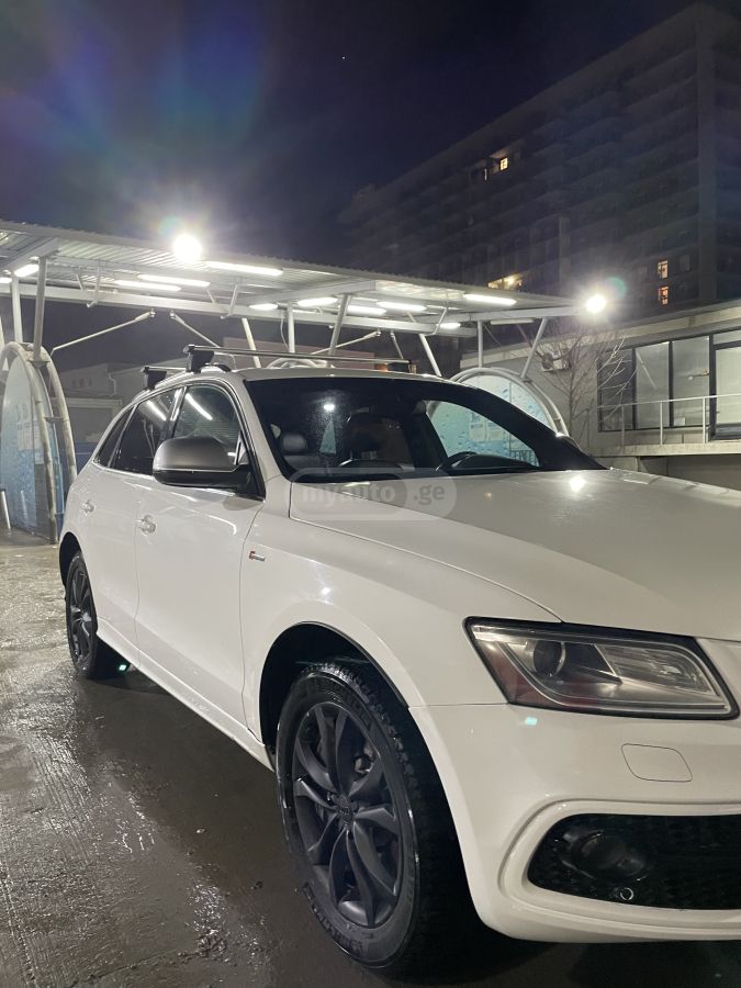 Audi SQ5 2014 — photo 2