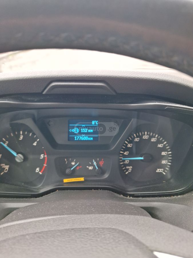 Ford Transit 2015 — photo 2