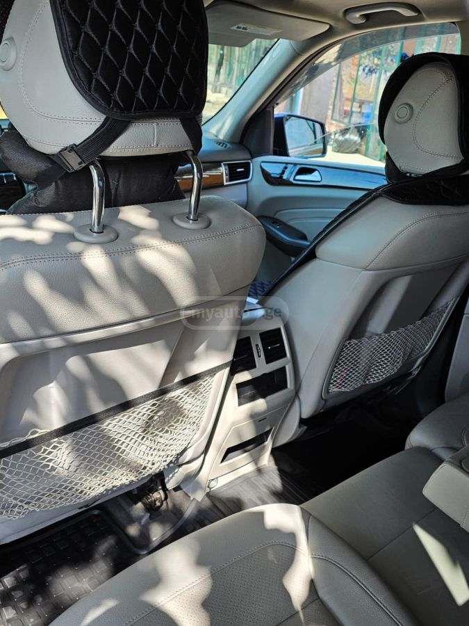 Mercedes-Benz ML 350