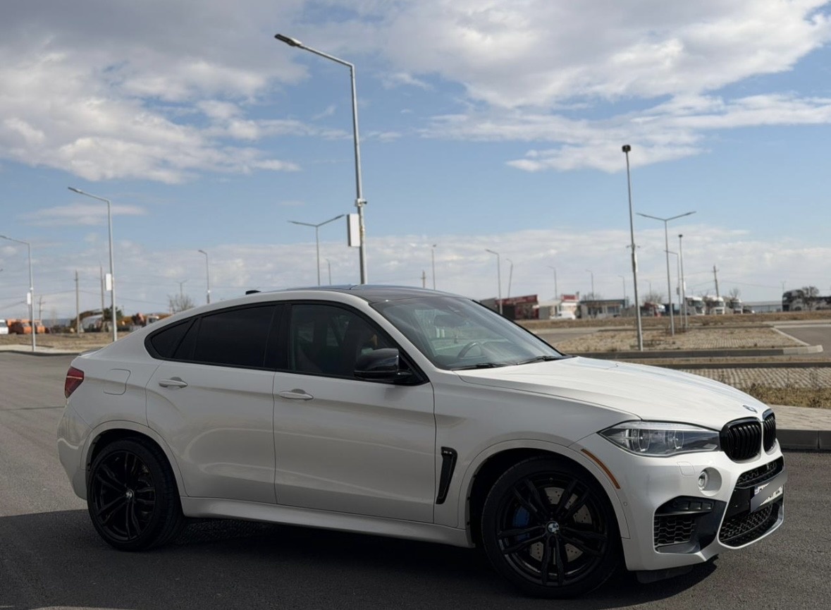 BMW X6 M 2019 — photo 2