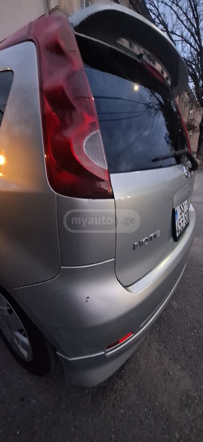 Nissan Note 2005 — photo 2