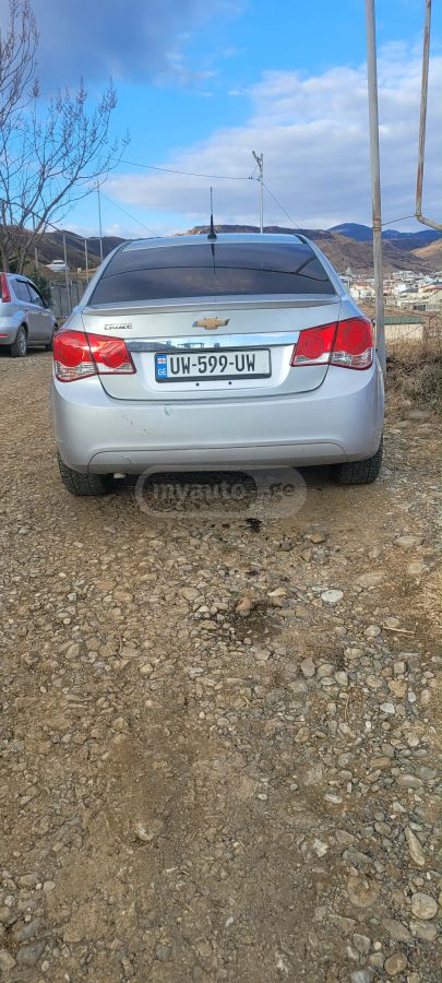 Chevrolet Cruze 2011 — photo 2
