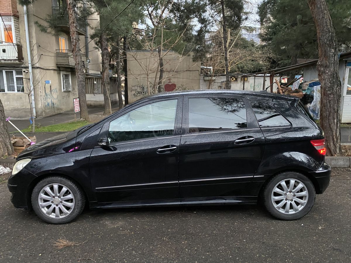 Mercedes-Benz B 170 2007 — photo 2